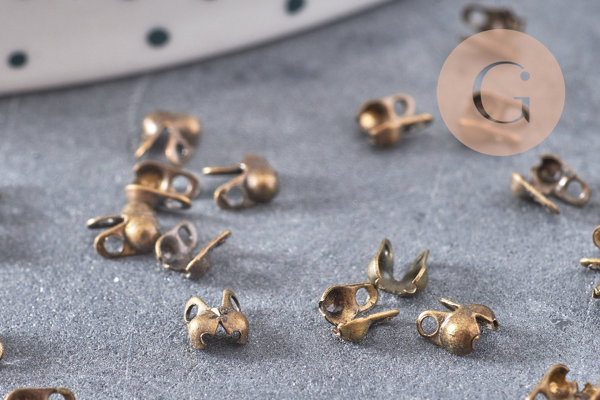 Gingerlily Apprêts G0656 connecteurs bronze lot 10 trou 3 mm