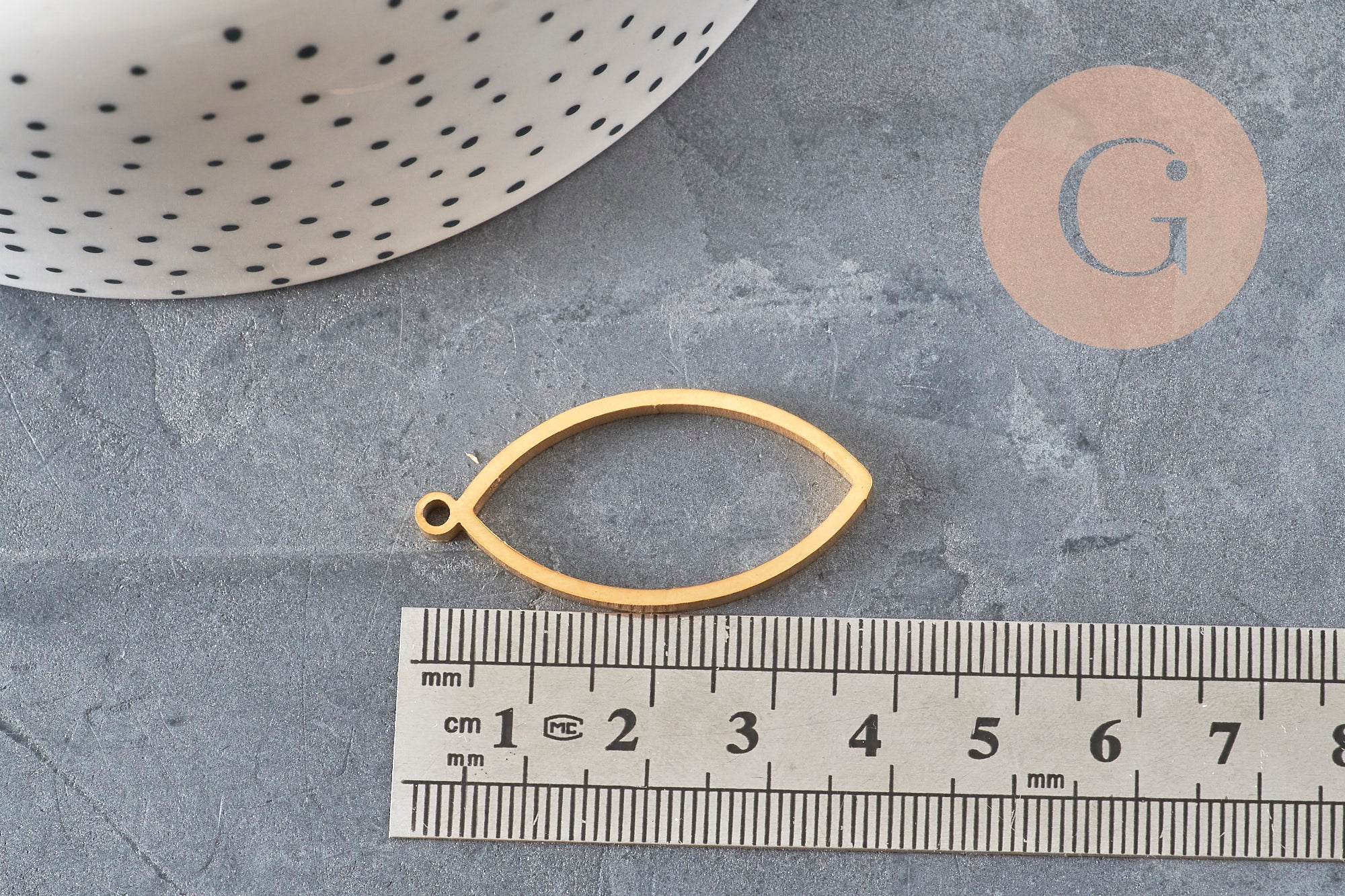 Gingerlily Pendentifs goutte G11252 acier doré 38mm
