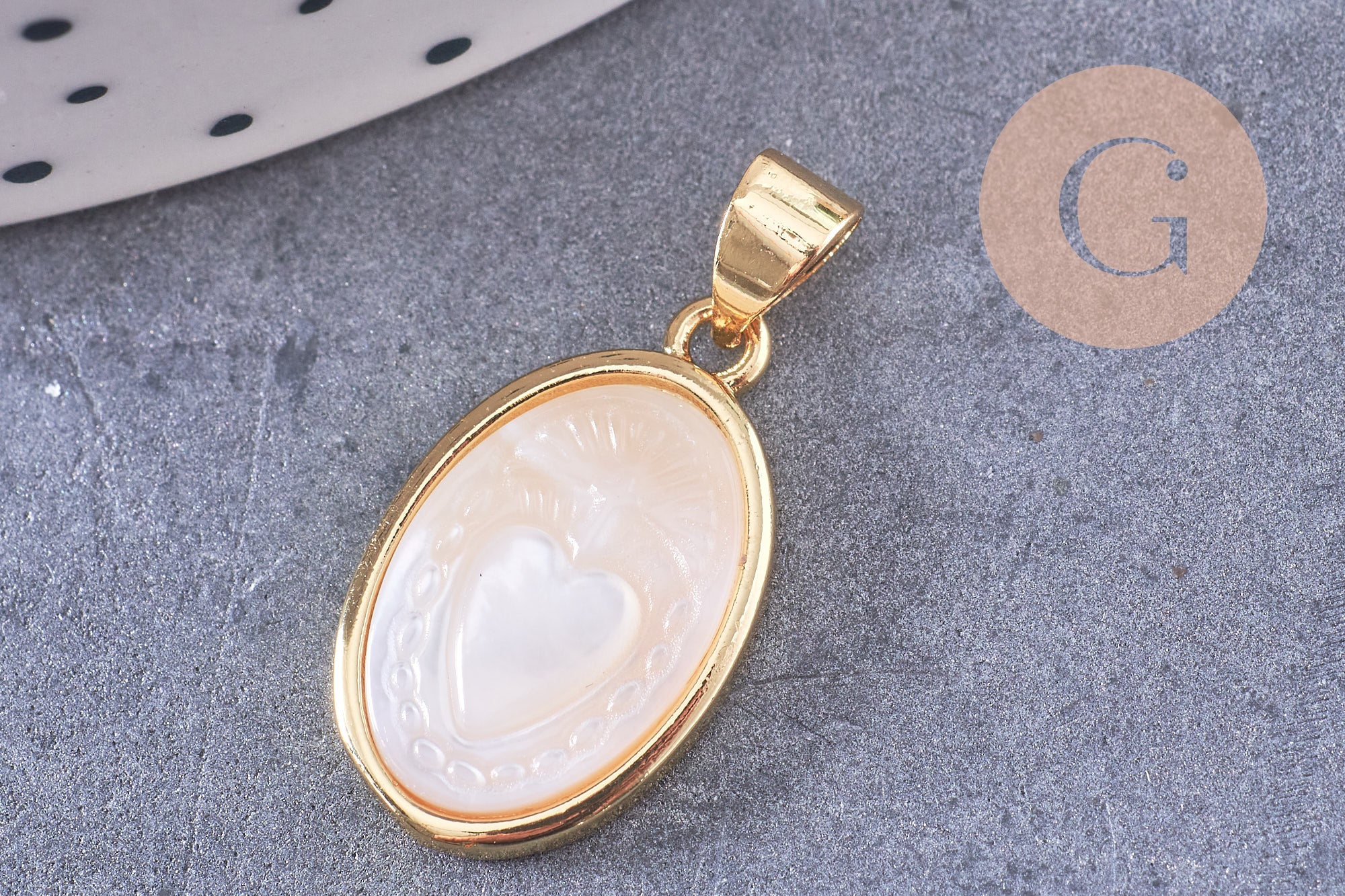 Gingerlily Pendentifs médaille ovale nacre cœur sacré 20mm