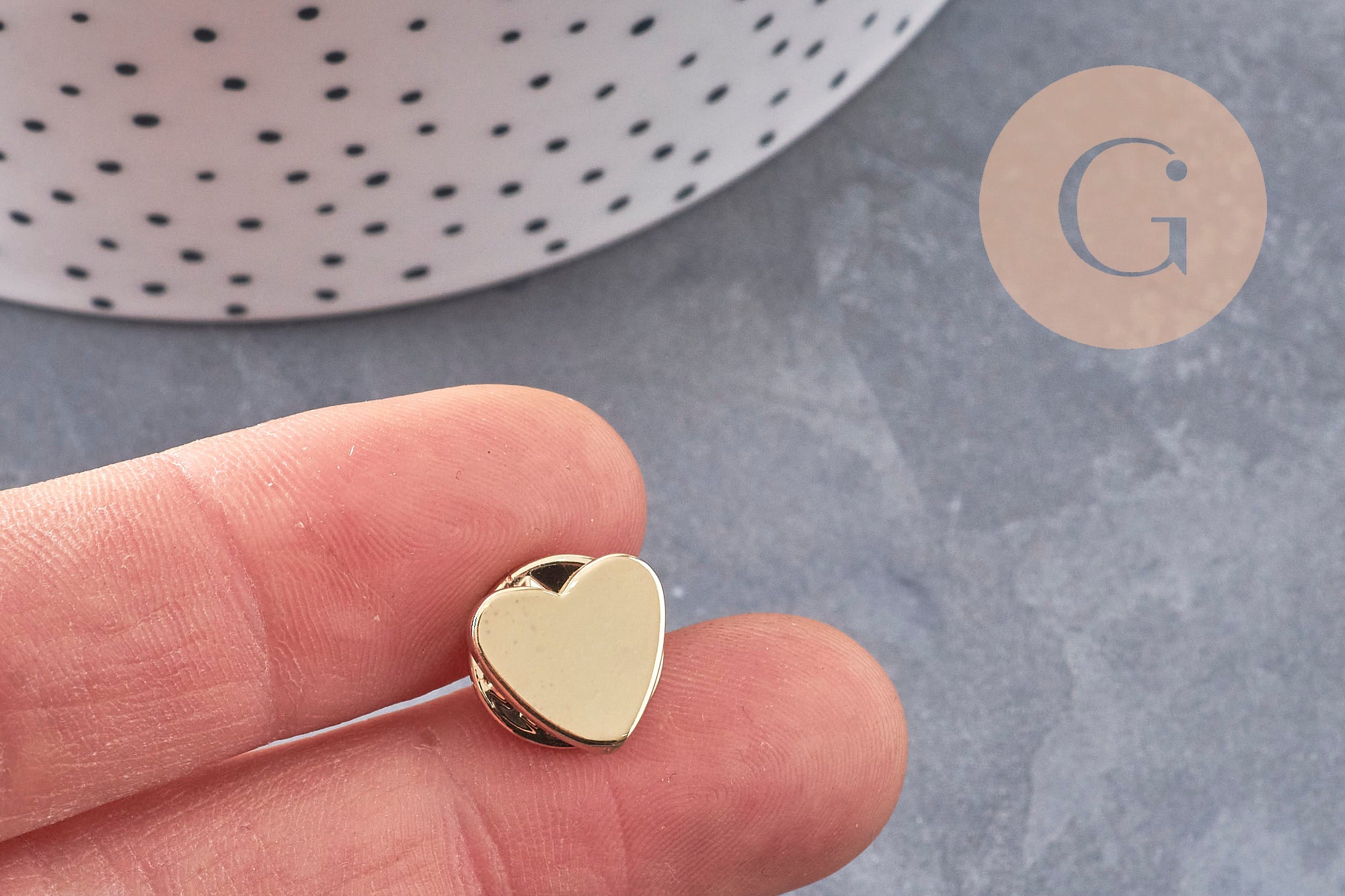 Gingerlily Broche pin's coeur laiton doré 11mm x1