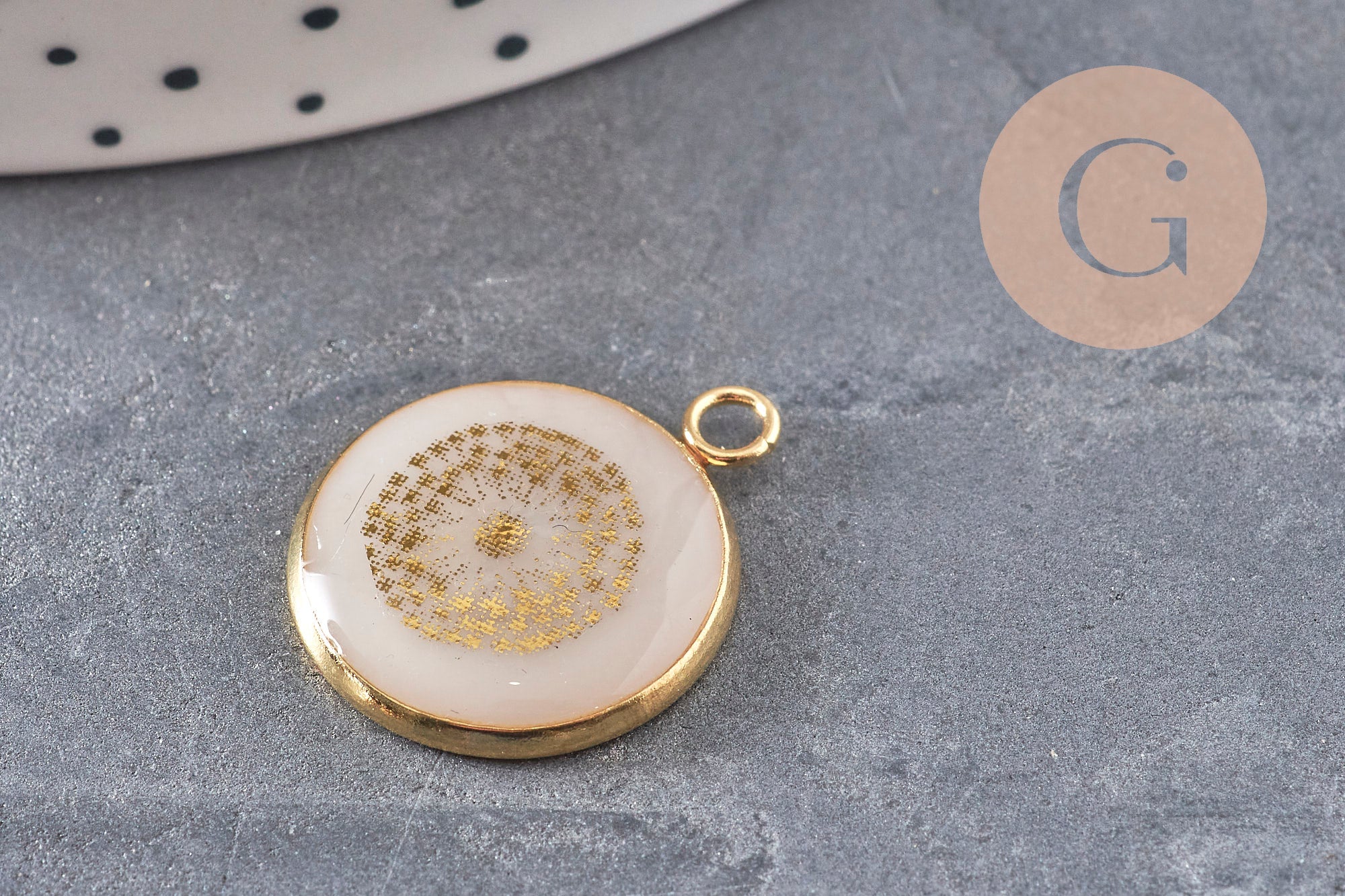 Gingerlily pendentif pissenlit rond acier doré 16 mm blanc