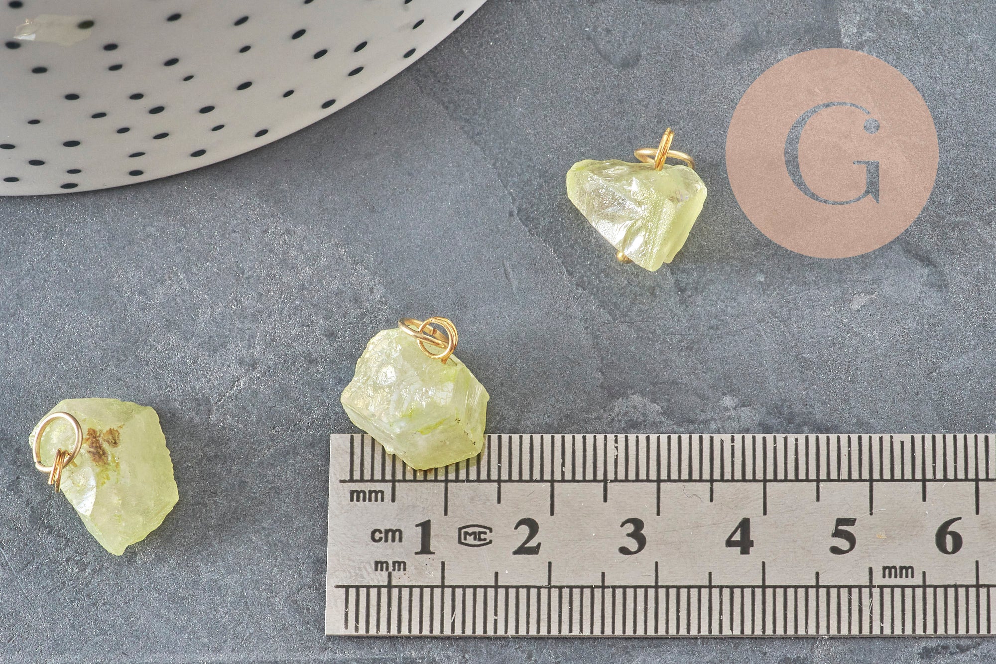 Gingerlily Breloque Pépite G11368 quartz coloré doré