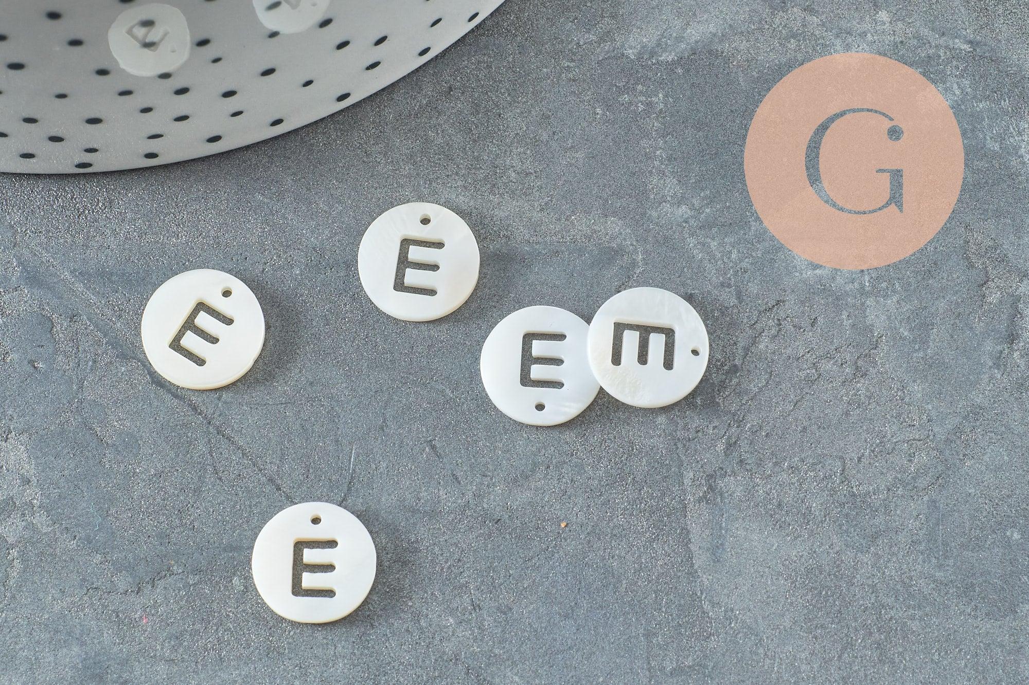 Gingerlily Perles Pendentif lettre A breloque nacre blanche 12mm x1