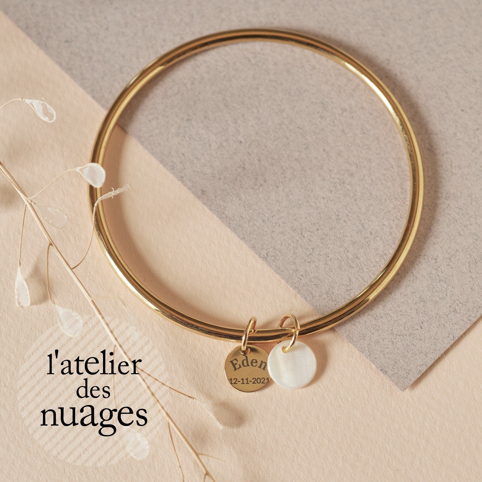 Gingerlily Bijoux personnalisés ADN2 bracelet jonc or avec médaille