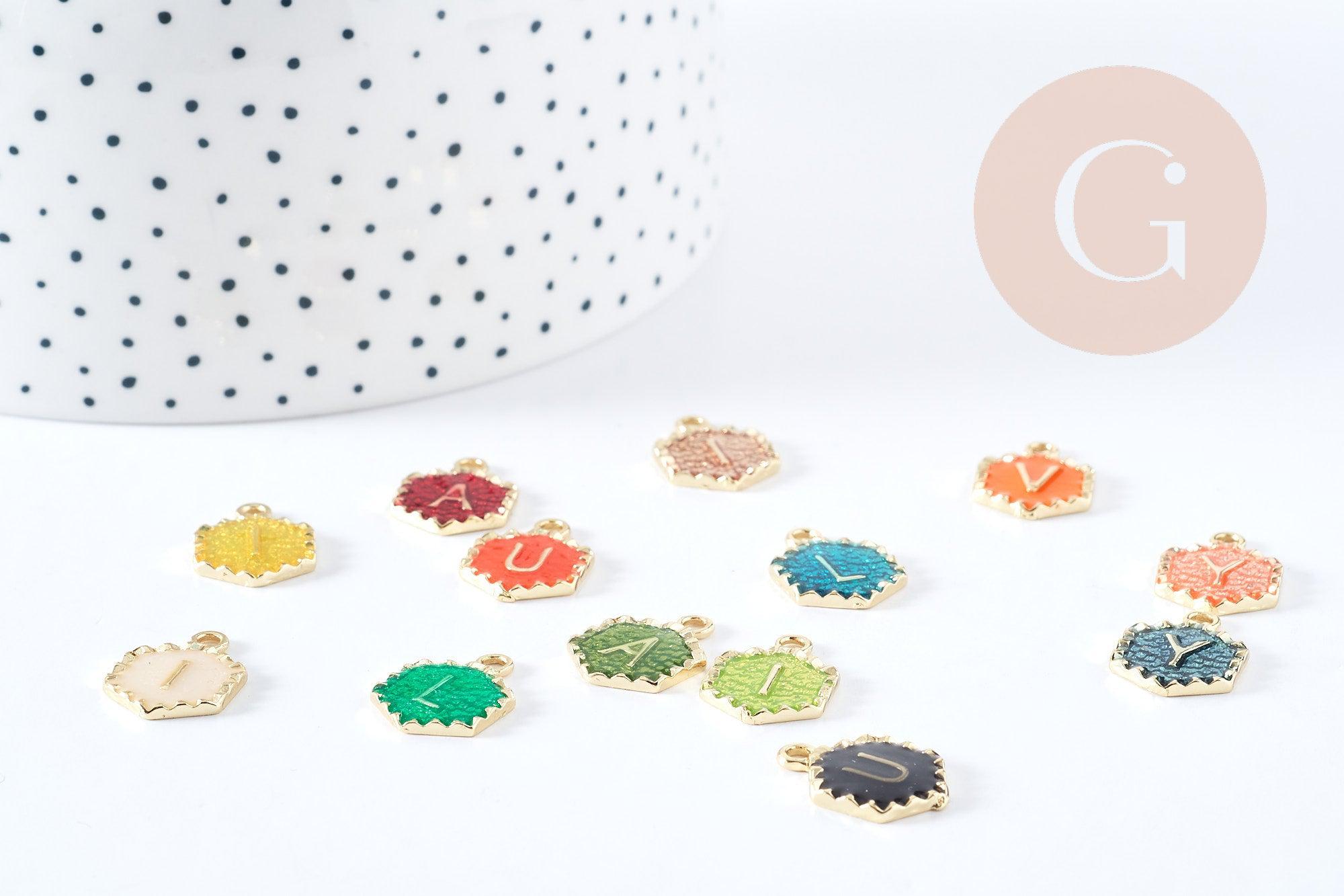 Gingerlily Pendentif hexagone lettre initiale doré x5