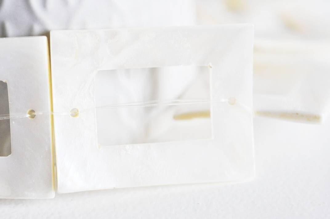 Gingerlily G1057 perle rectangle nacre blanche 40mm x2