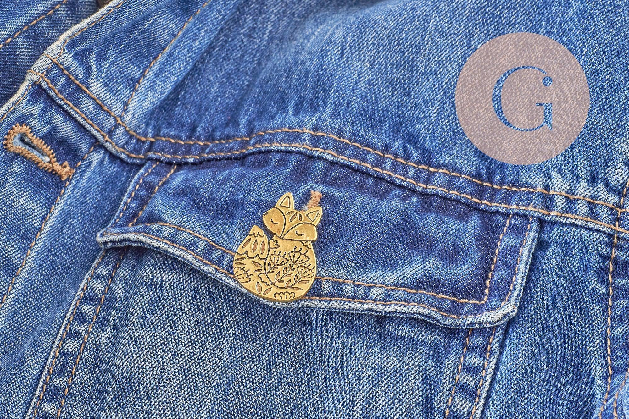 Gingerlily Broche renard acier doré gravé 35mm x1