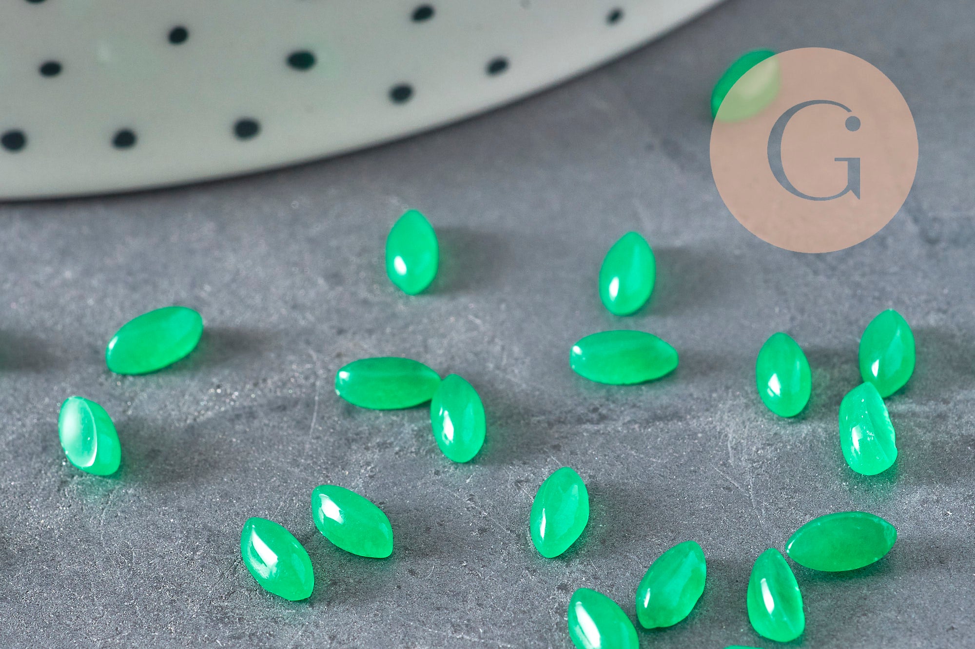 Gingerlily G11242 cabochon navette jade vert 6x3 mm