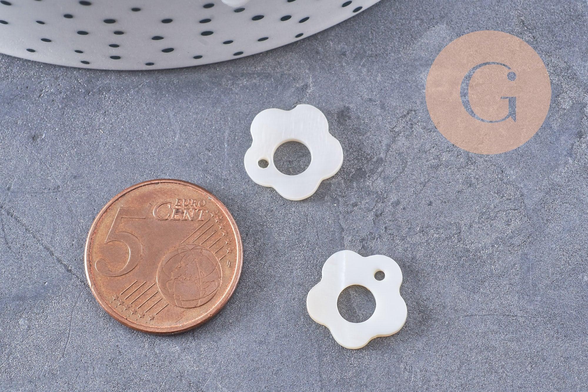 Gingerlily Pendentif fleur nacre blanche 13.5mm x2 naturel