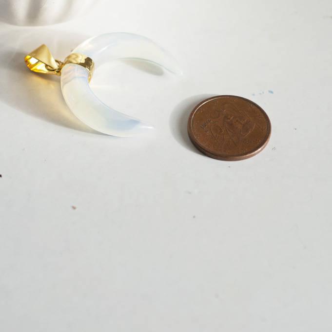Gingerlily Pendentif lune opalite blanche 32mm croissant