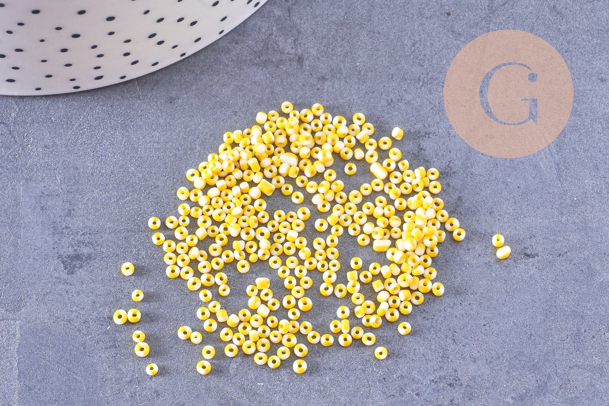 Gingerlily Perles perle rocaille rayée jaune blanc 2mm 10g