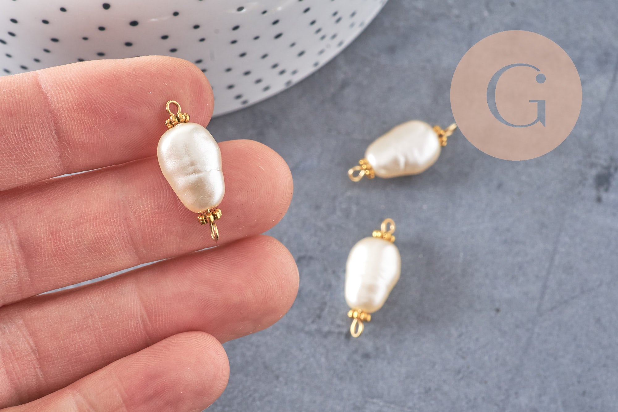 Gingerlily Connecteur perle eau douce blanc doré 25mm unité