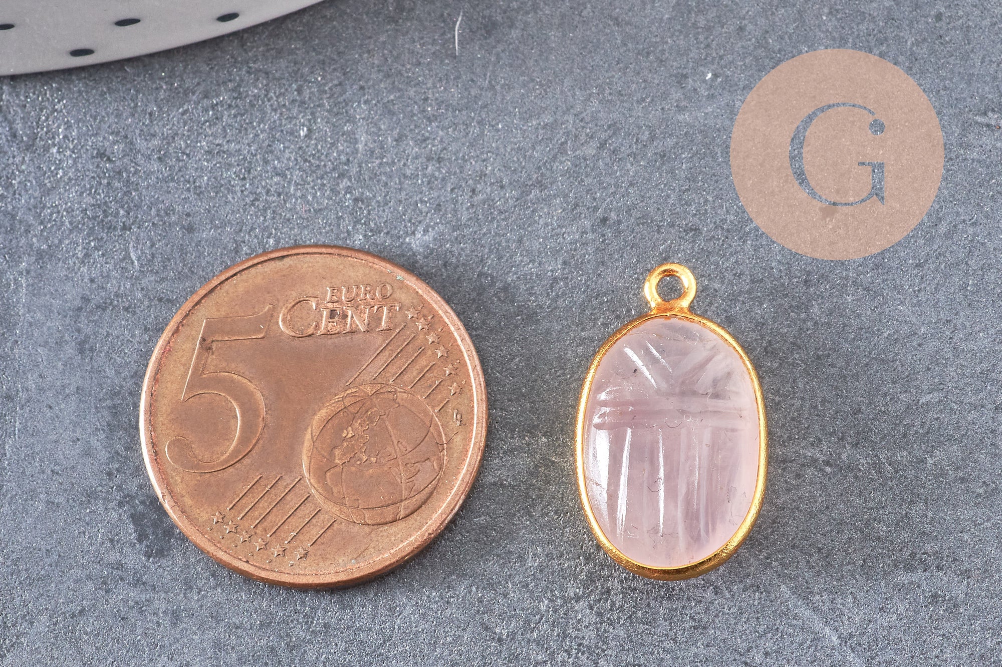 Gingerlily pendentif scarabée G10853 quartz rose 20mm doré
