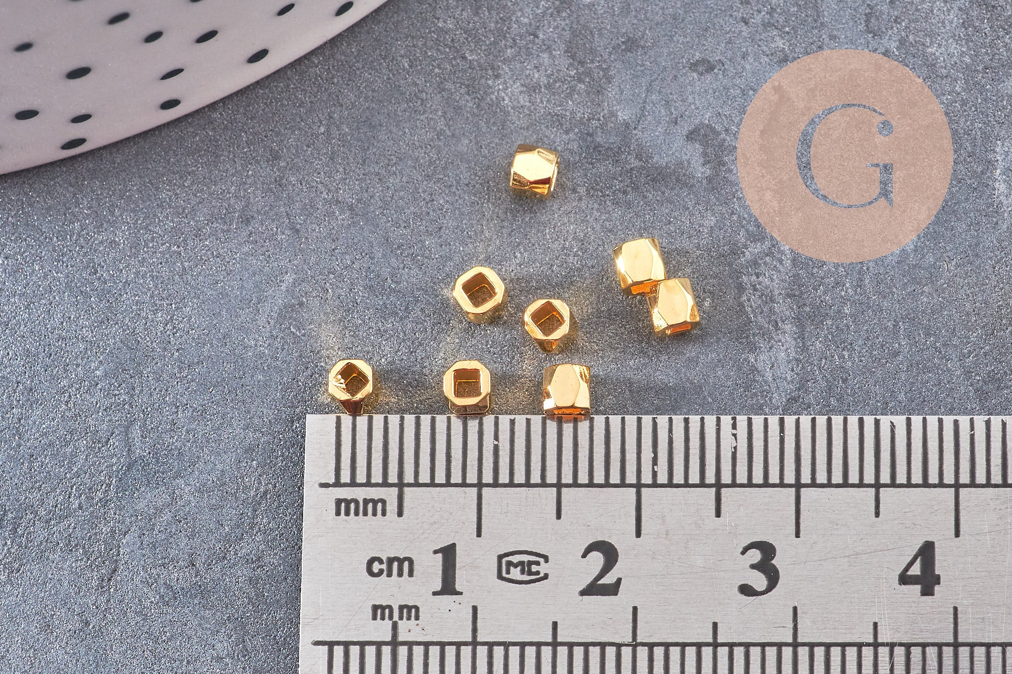 Gingerlily Perles intercalaires facettées laiton perles 3mm doré x50