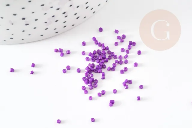 Gingerlily Perles rocaille tube violet foncé opaque 8 g