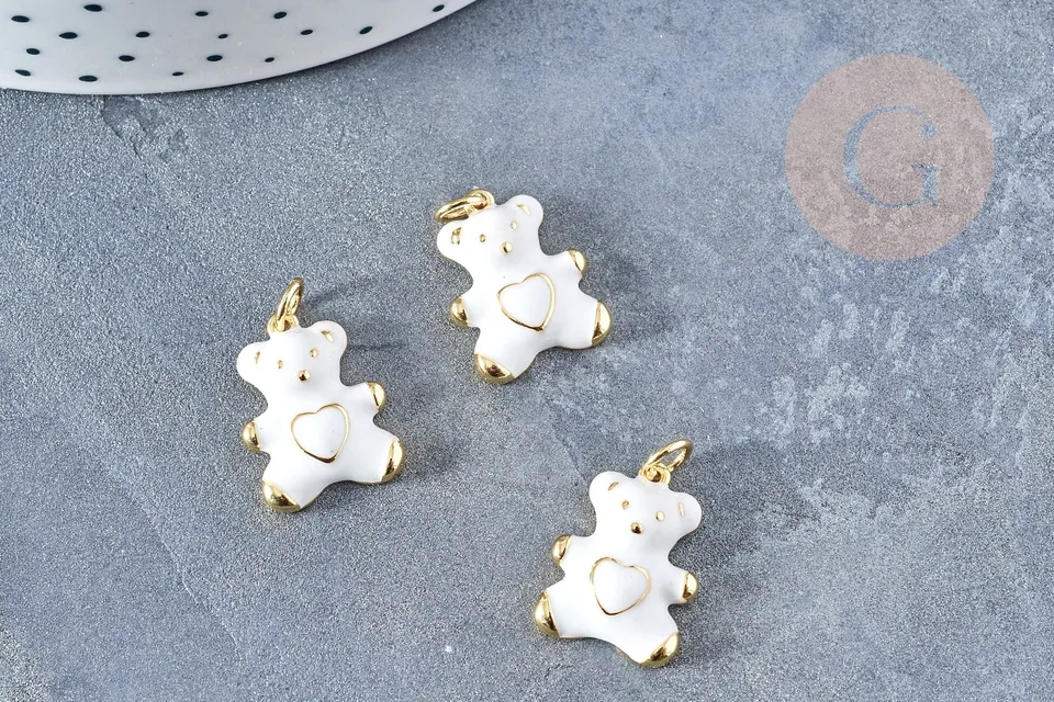 Gingerlily Pendentif ourson doré résine blanche 18mm x1