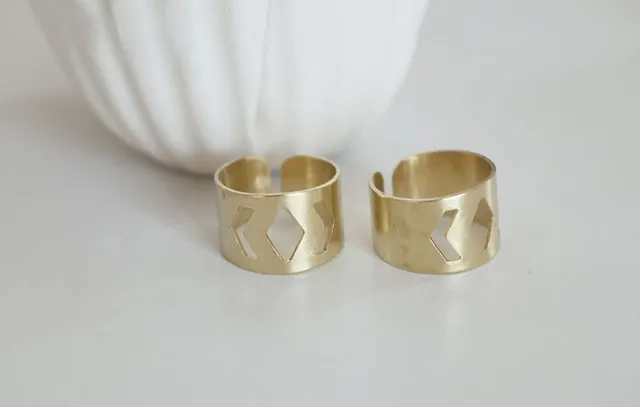 Gingerlily Support bague chevron G1854 laiton brut 19mm lot 2
