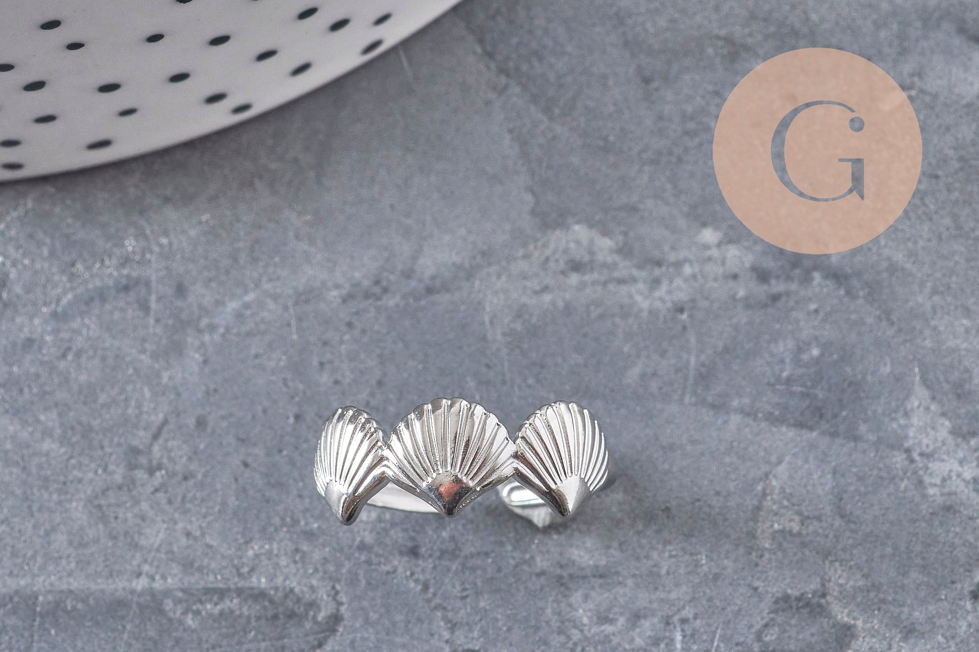 Gingerlily Bague réglable coquillages acier G11151