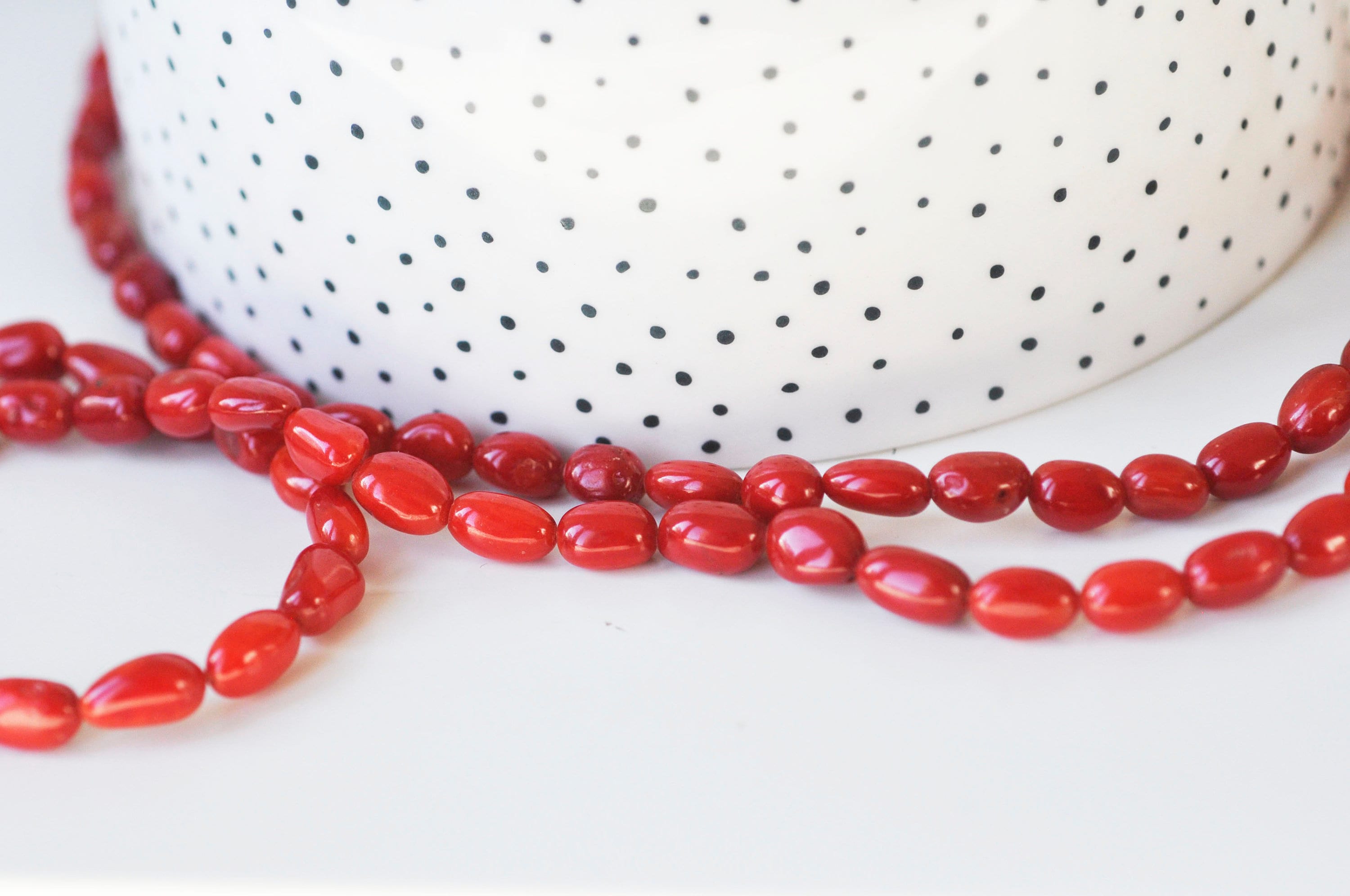 Gingerlily perles corail rouge ovale fil 35 perles