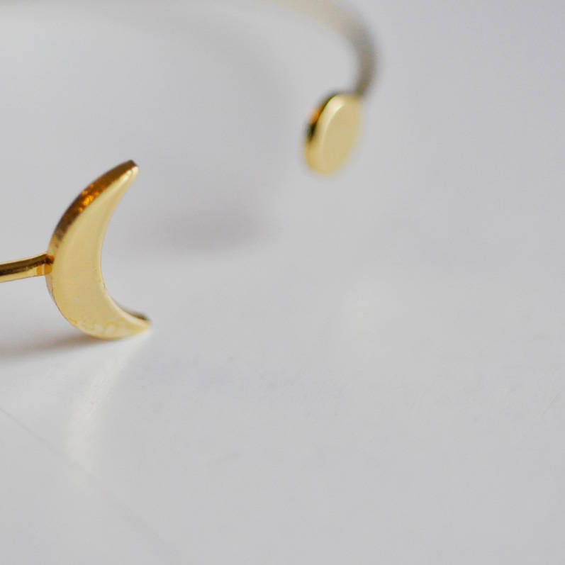 Gingerlily Bracelet jonc réglable lune laiton doré 14K, x1