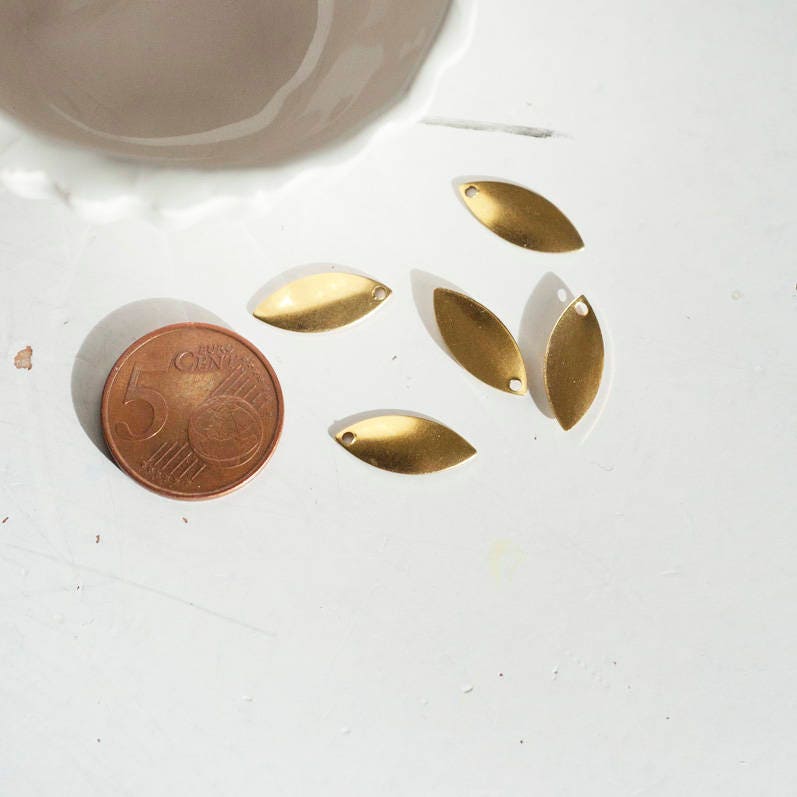 Gingerlily Navette G2845 breloque laiton brut 16mm x10