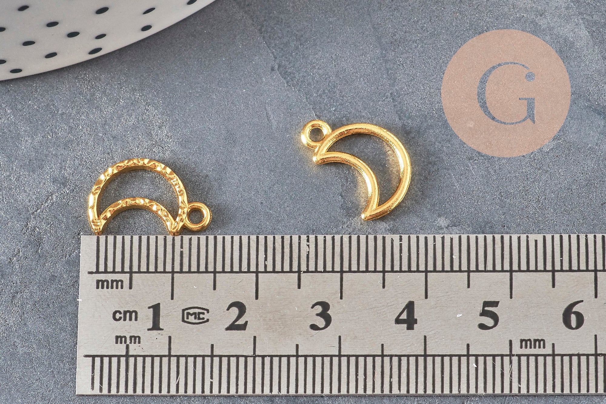 Gingerlily Pendentifs DIY G11221 breloque lune zamac doré 15mm x5