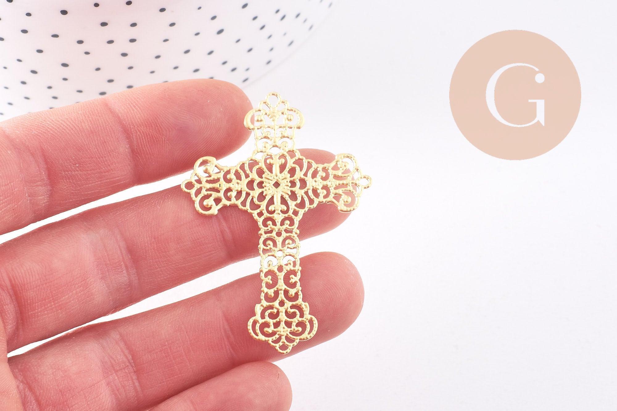 Gingerlily Pendentif croix G10695 laiton brut 52mm x1 dentelle