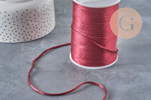 Gingerlily Cordon queue de rat bordeaux 2mm 5m satiné