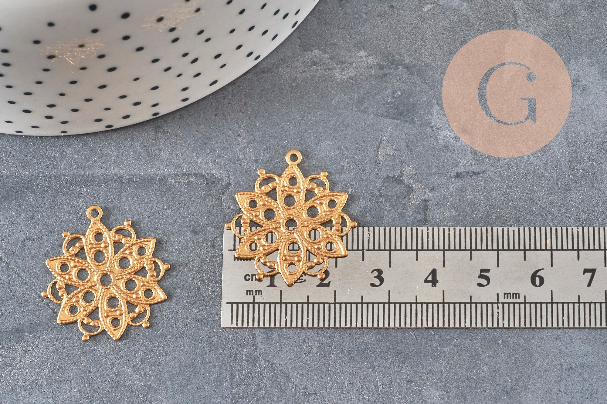 Gingerlily Pendentifs DIY G10166 estampe rosace laiton brut 26mm x2