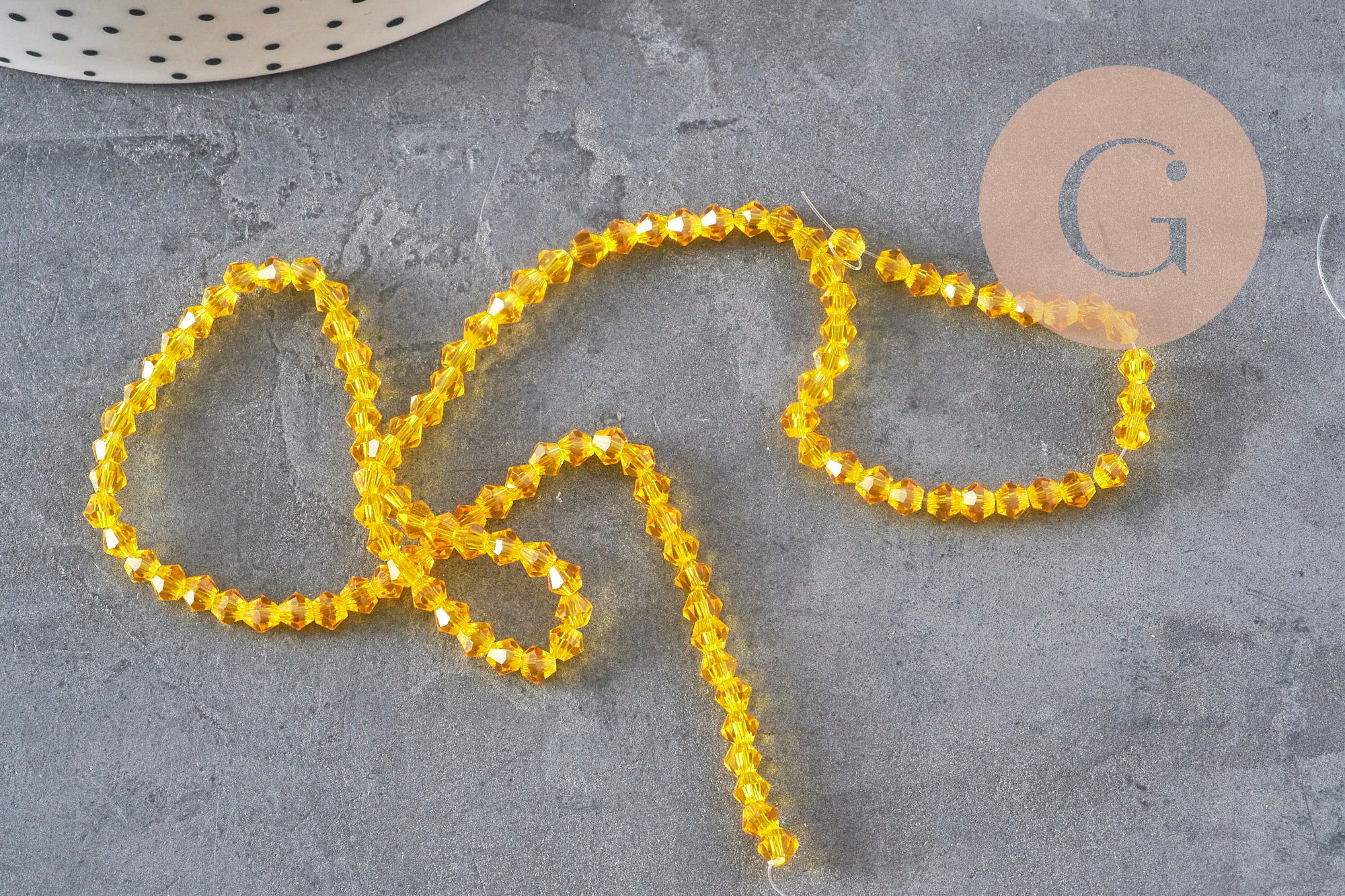 Gingerlily Perles toupies G11343 jaune 3,8mm fil 32cm