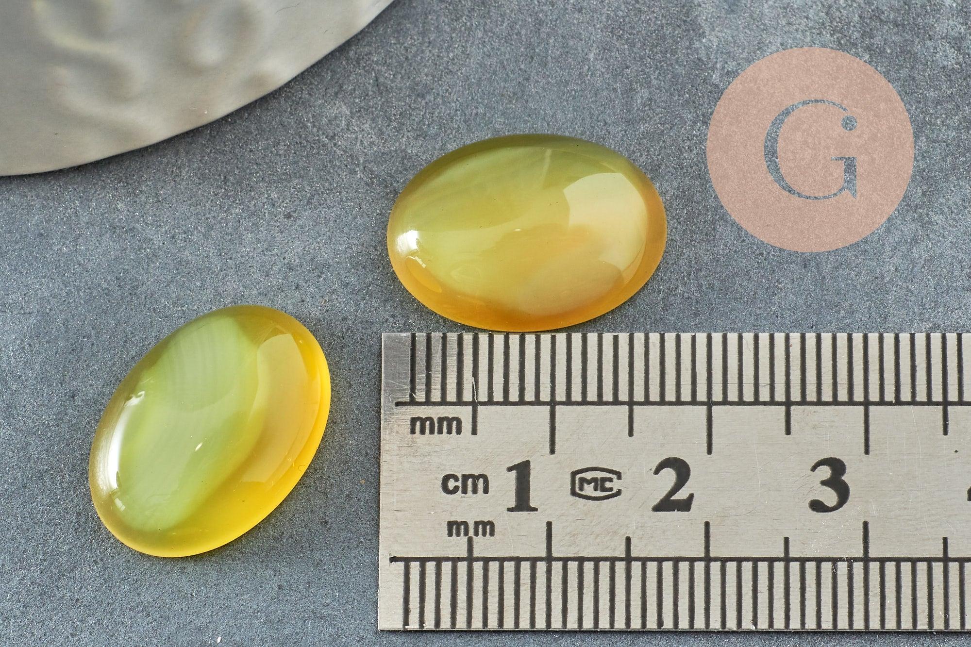 Gingerlily cabochon ovale jade jaune 18x13mm x1