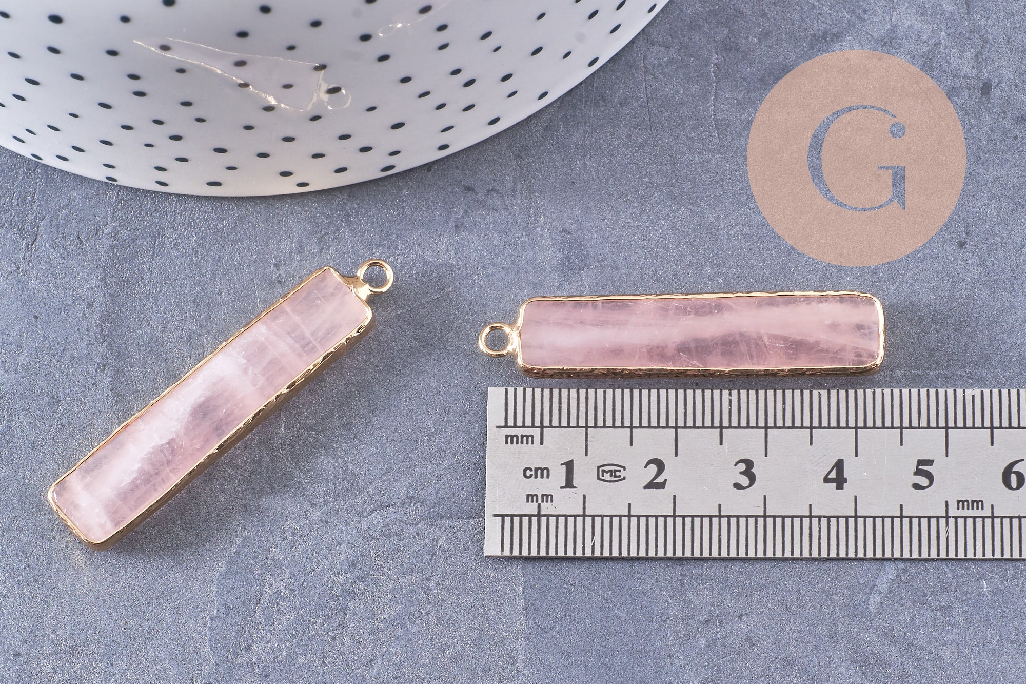Gingerlily Pendentif rectangle quartz rose 46,5 mm doré x1