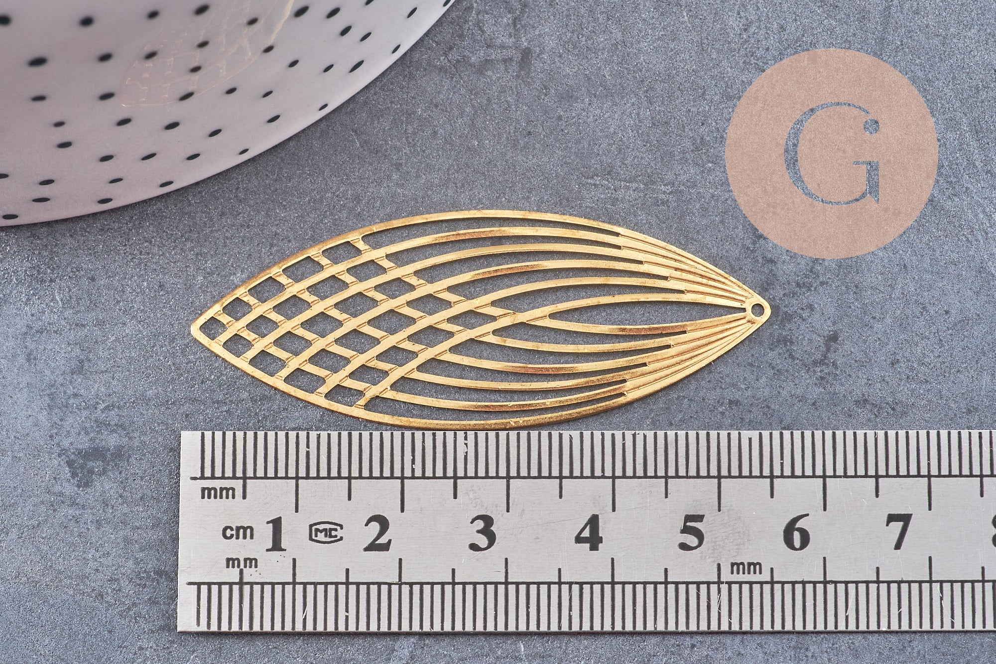 Gingerlily Pendentifs G10930 estampe feuille laiton brut 56mm x2