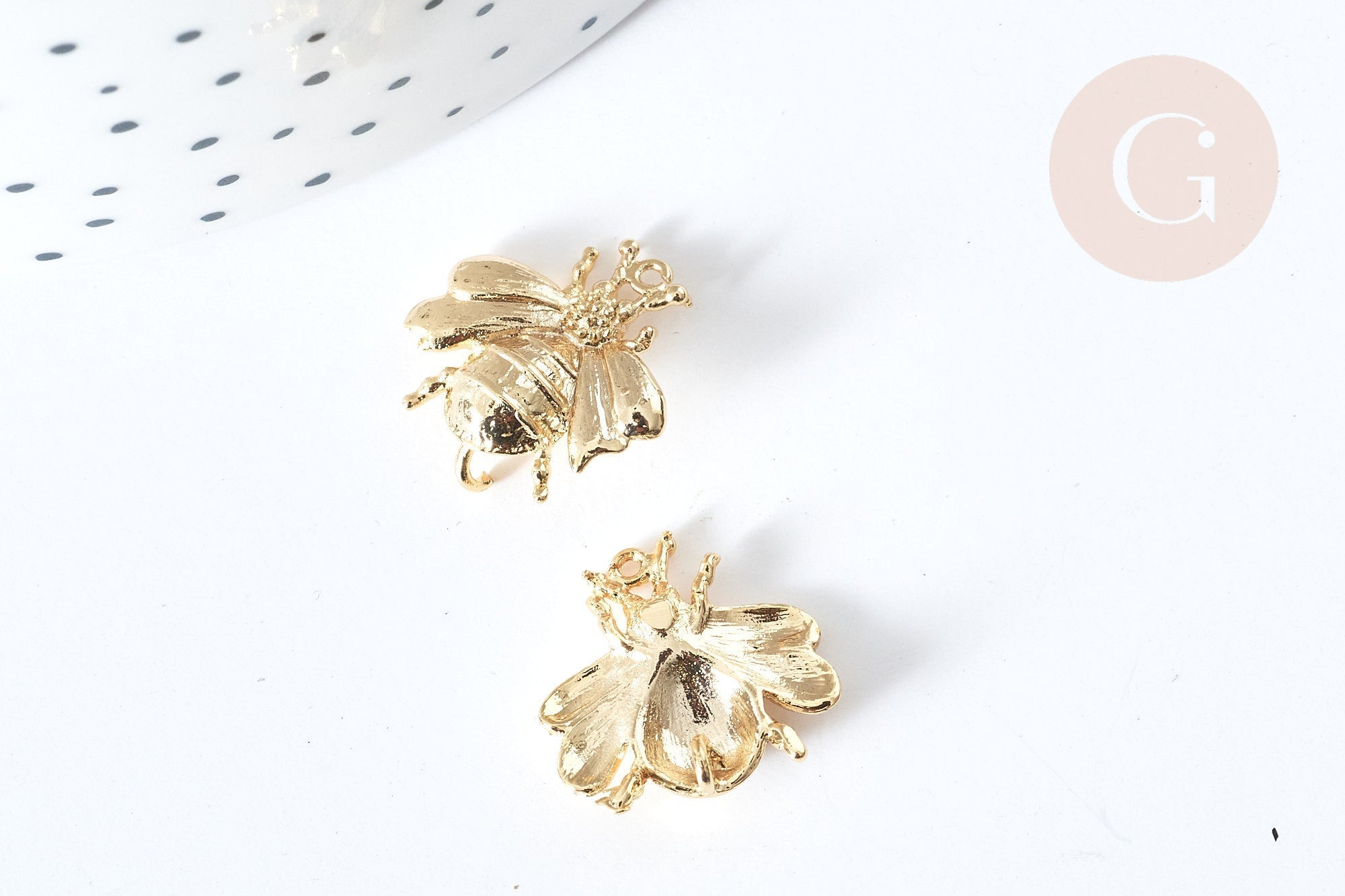 Gingerlily G8076 pendentif abeille 16mm laiton doré x1