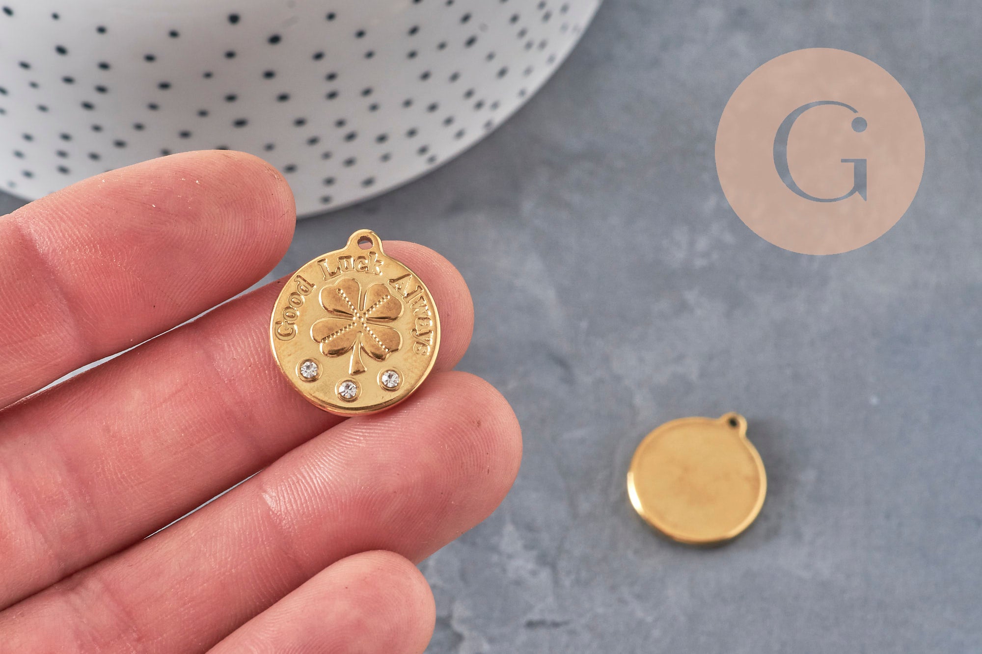 Gingerlily Pendentifs Médaille trèfle zircons doré 20mm x1