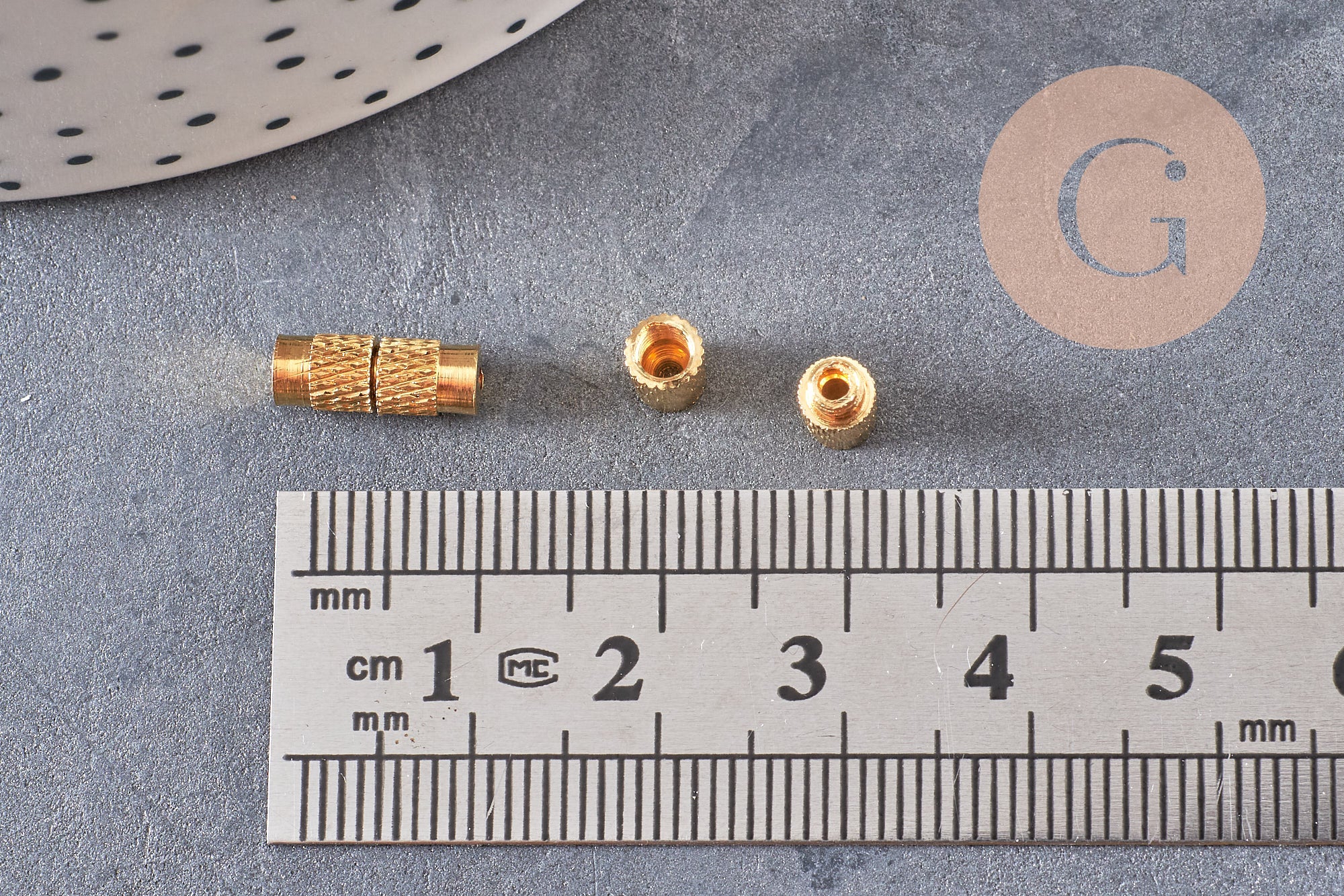 Gingerlily Apprêts fermoir à visser laiton doré 12mm x5