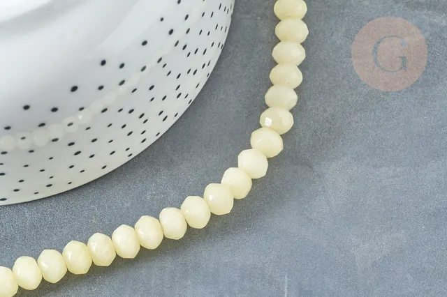 Gingerlily perles jade jaune clair 8x6mm fil 40cm
