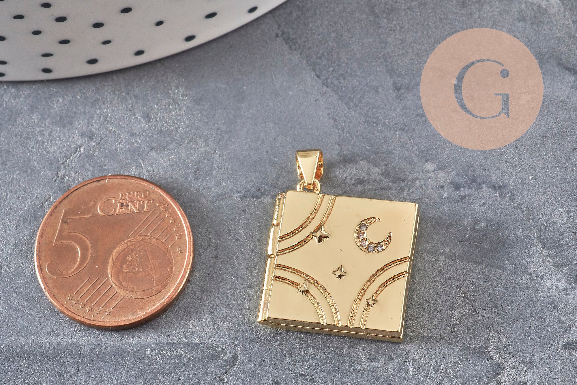 Gingerlily pendentif locket carré laiton doré 18K étoiles 20,5mm