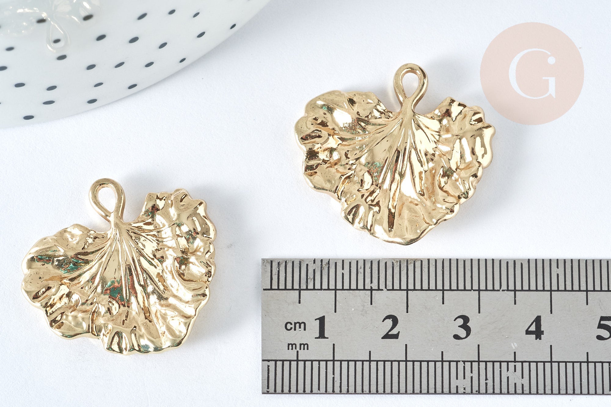 Gingerlily Feuille G7411 pendentif doré 27 mm unité