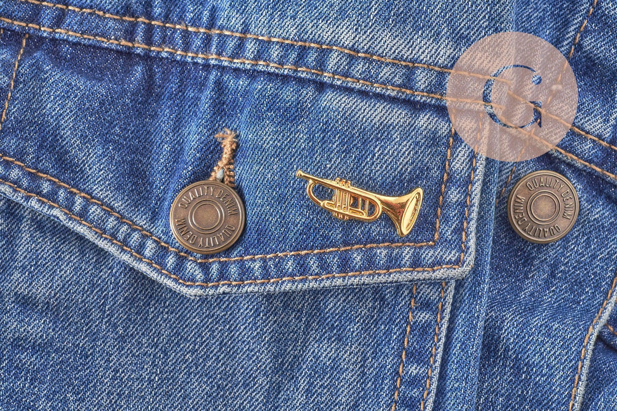 Gingerlily Broches et pin's trompette tuba broche zamac doré 29,5 mm