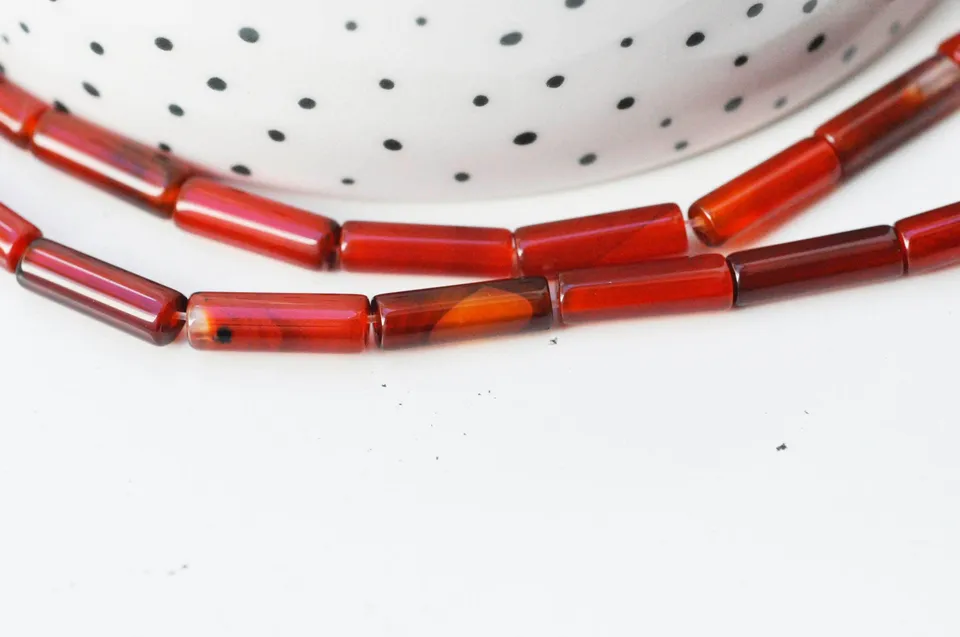 Gingerlily Perles tube cornaline naturelle 13-14mm fil 38cm