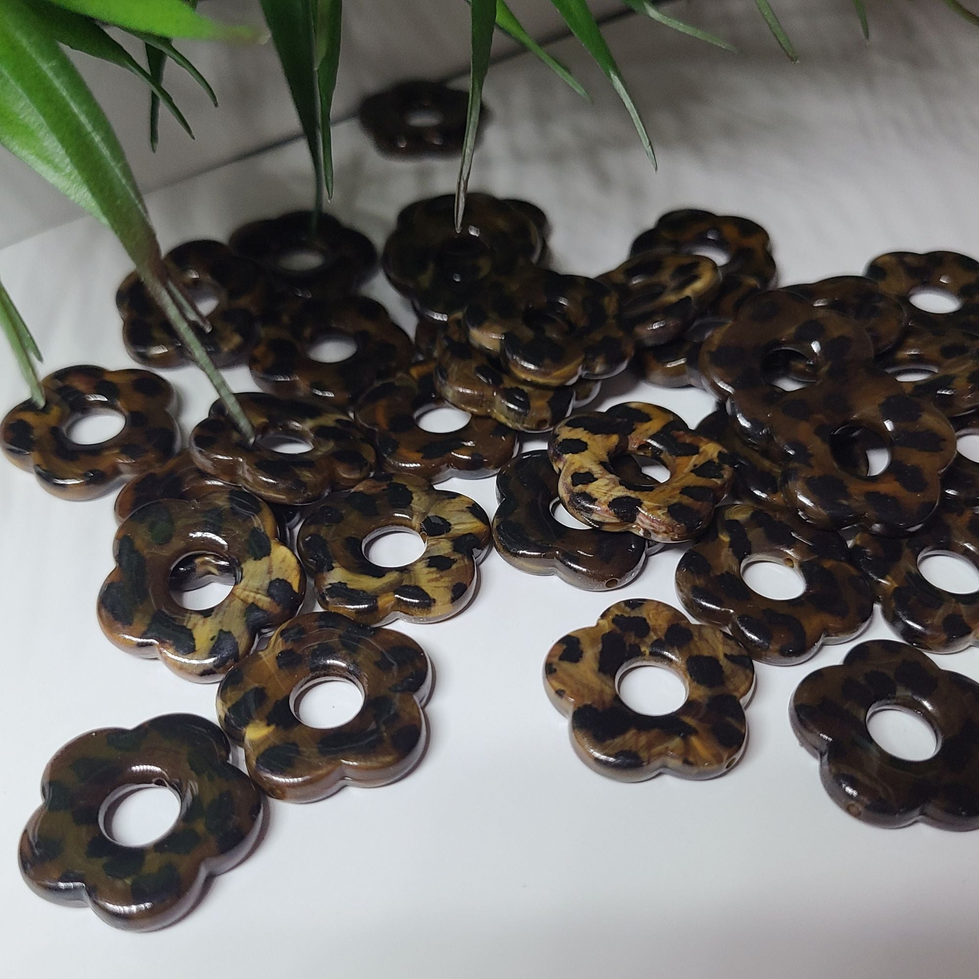 ARTSHOP Flower Power Fleur Capucine 27mm Chocolat Léopard