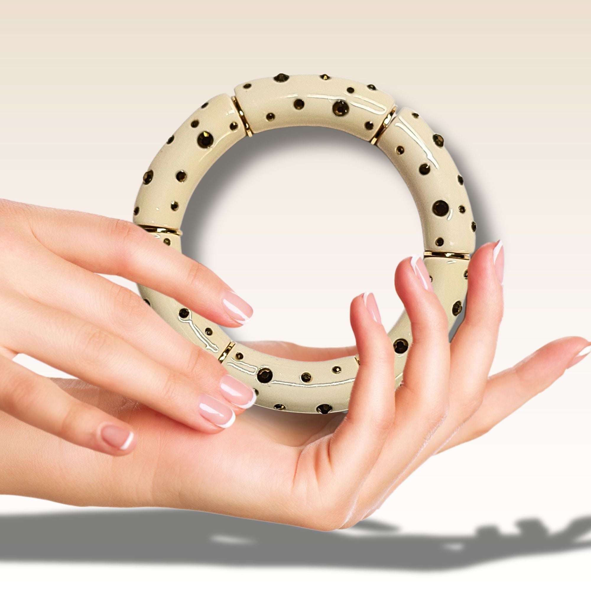 ARTSHOP Strass & Émaillés 429 tube incurvé ivoire doré x1 strass