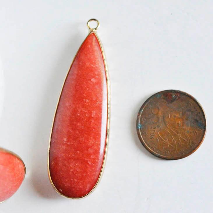 Gingerlily G1766 pendentif goutte jade rouge 58 mm