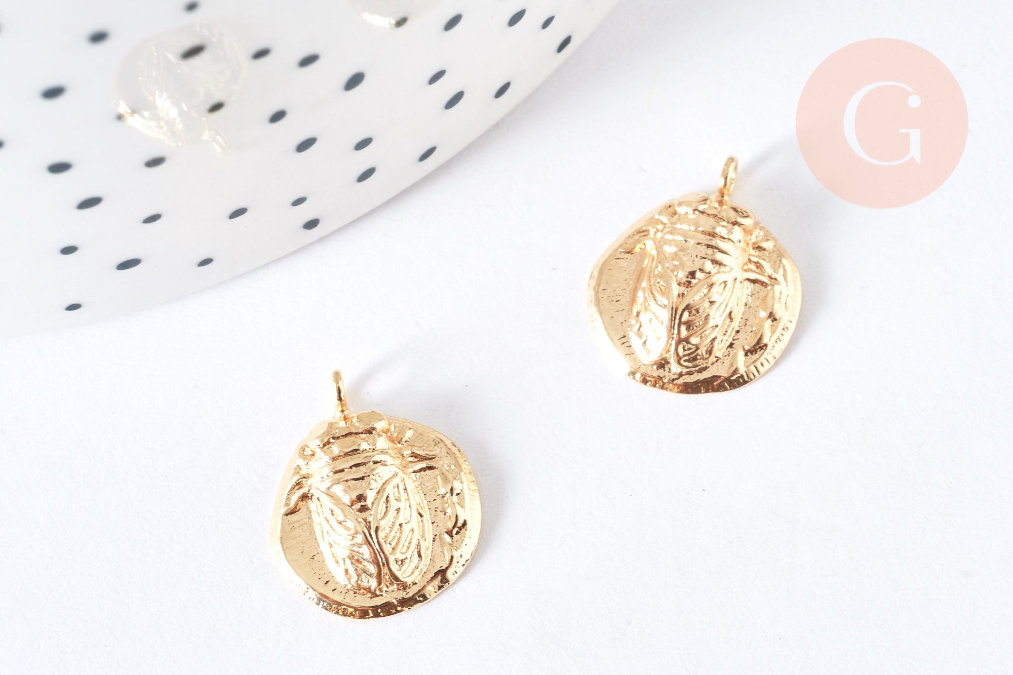 Gingerlily G7122 pendentif médaille cigale laiton doré 16mm