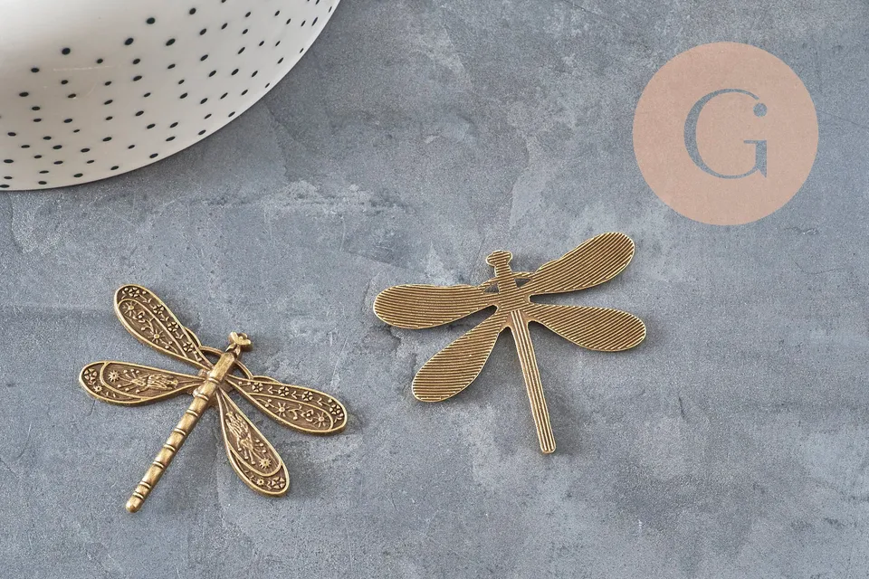 Gingerlily Pendentifs libellule bronze 38 mm pendentif zamac x2