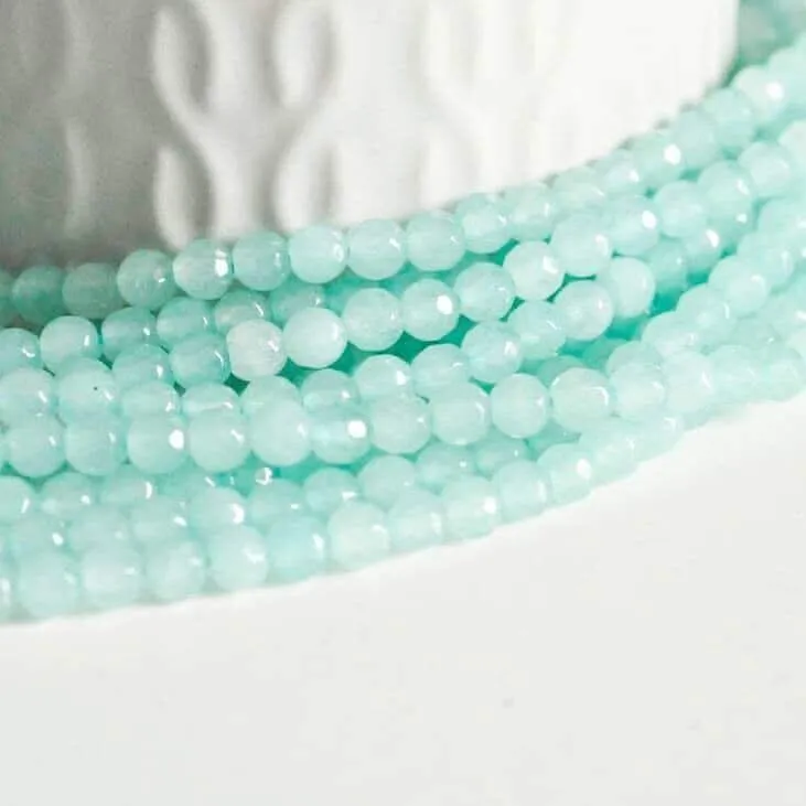 Gingerlily G668 perles jade facetté bleu turquoise 4mm fil 35cm