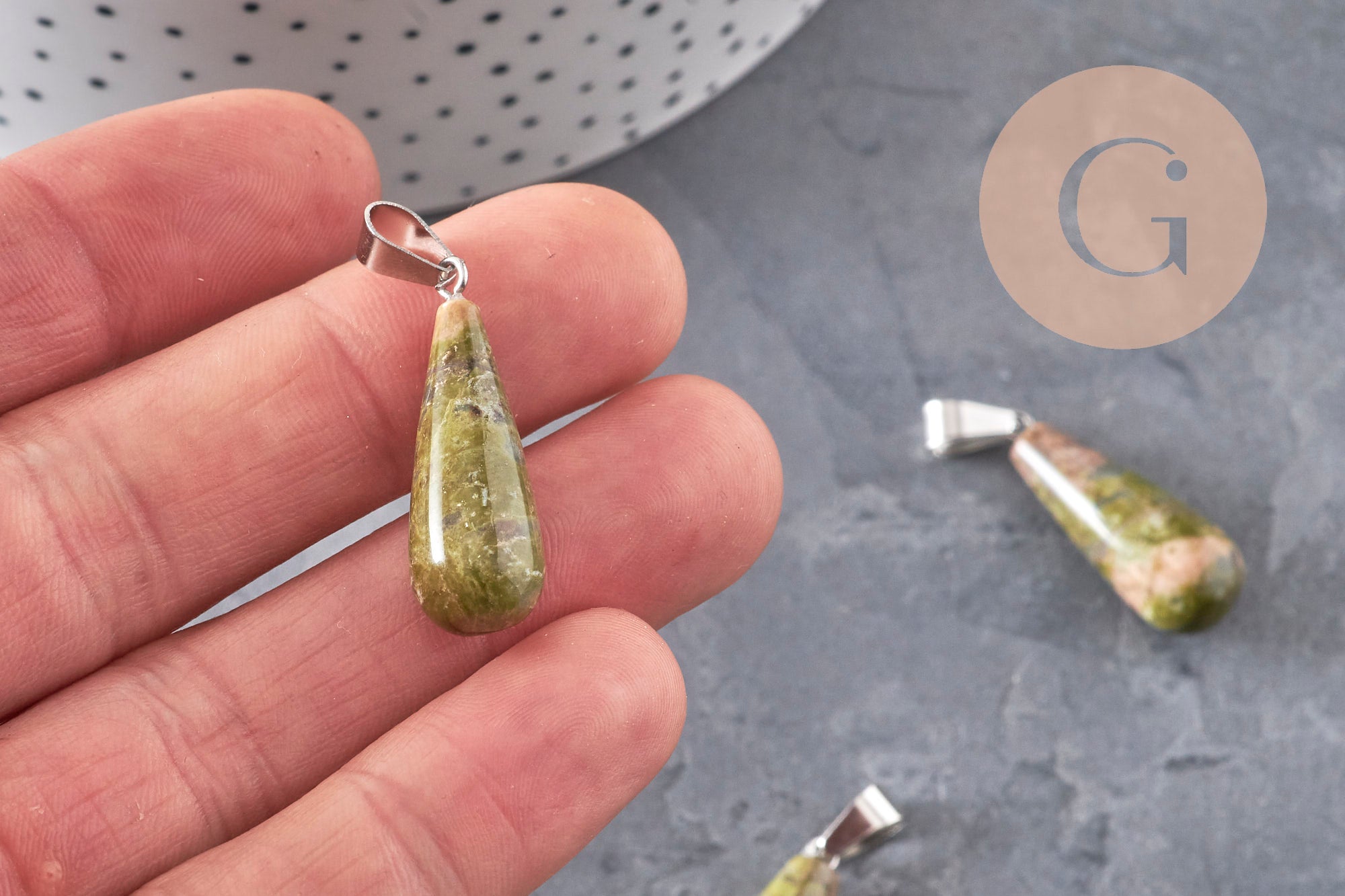 Gingerlily pendentif goutte unakite verte 28mm acier pierre DIY
