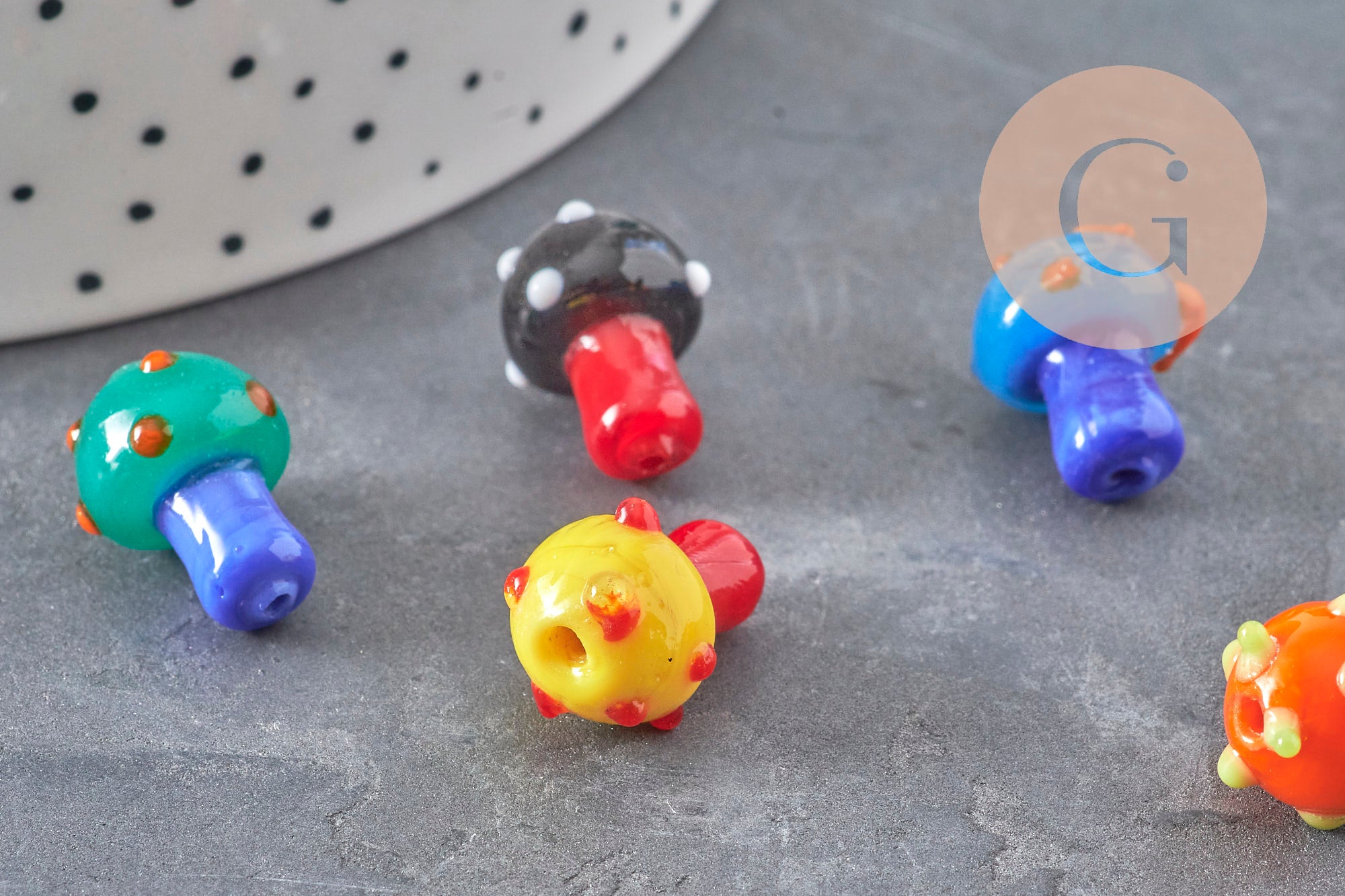 Gingerlily Pendentif champignon verre tchèque 15mm multicolore x5